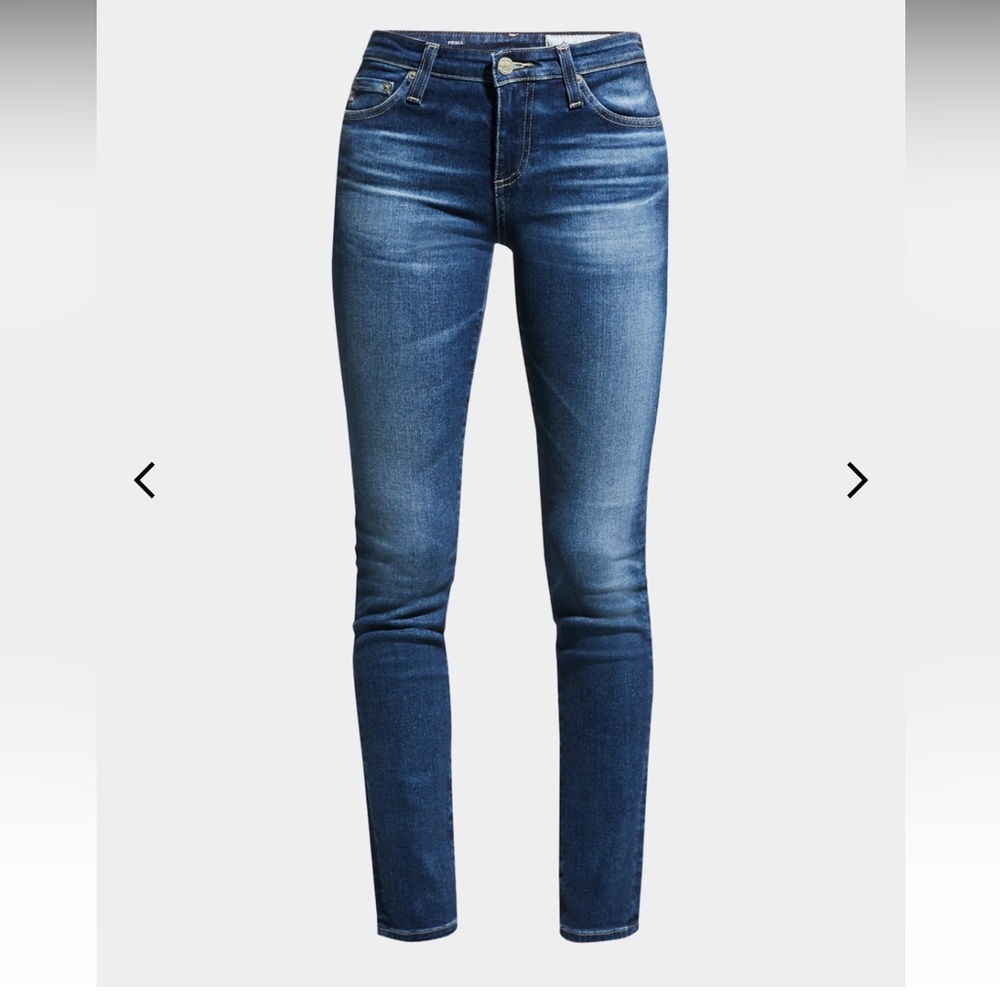 AG Jeans Prima Mid-Rise Cigarette Jeans. - 25R